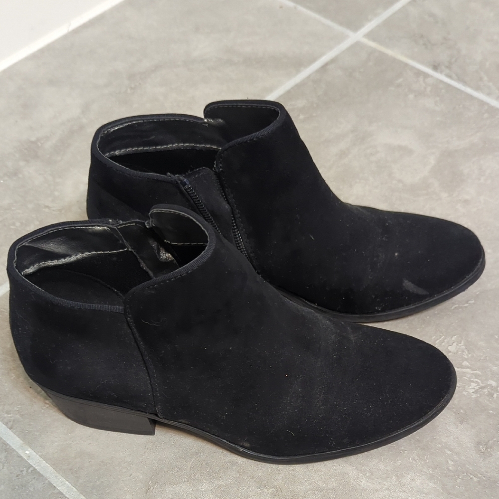 Black Ankle Boots - Picture 6 of 6